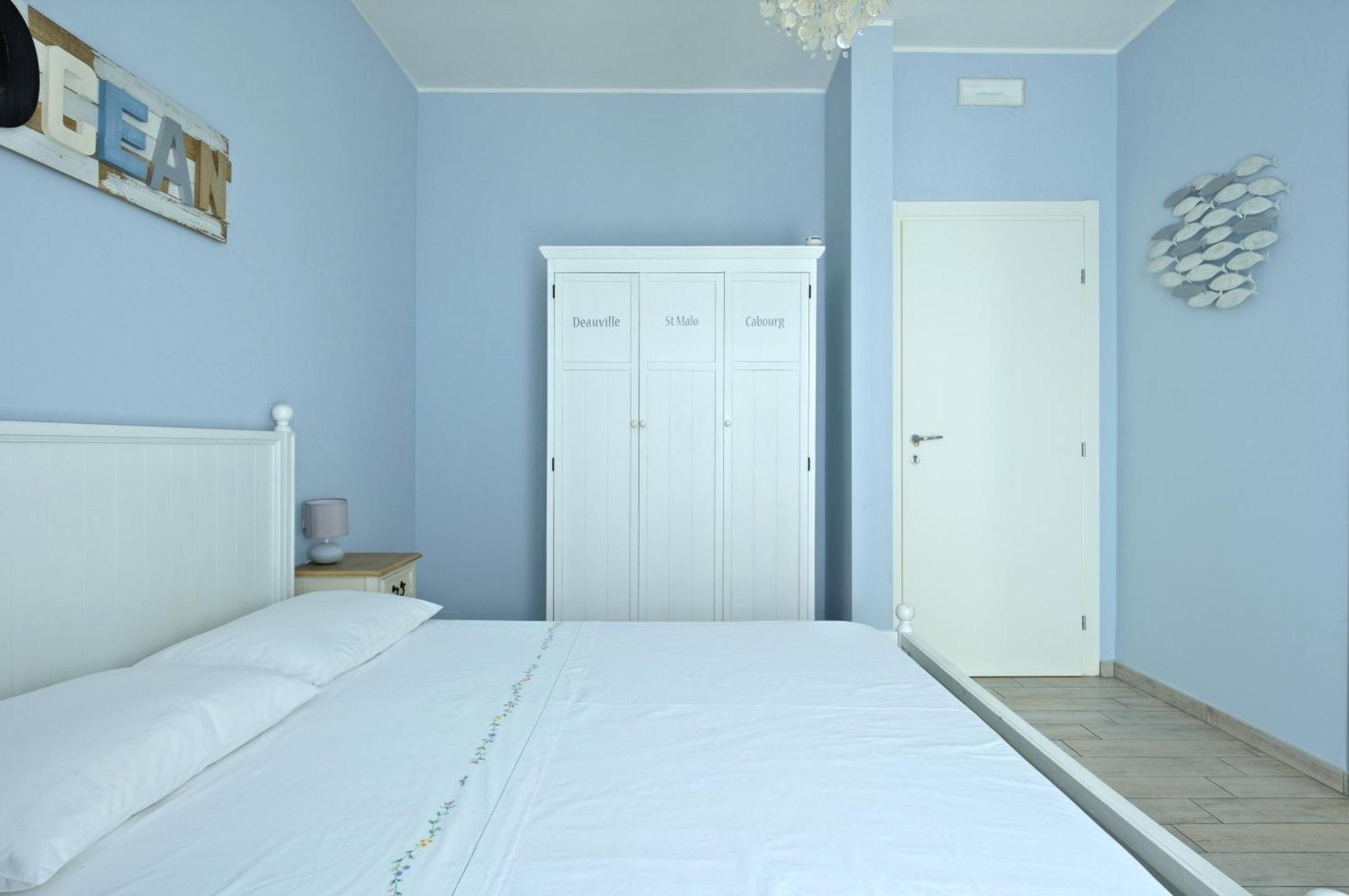 Alla Scaletta - Stanze Con Bagno Privato E Wifi A Pochi Passi Dal Duomo Mirandola Eksteriør billede